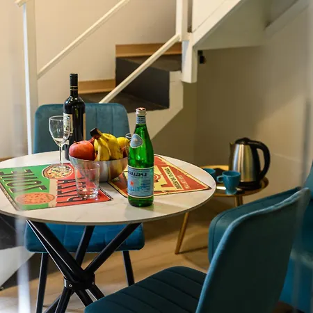El Barrio In Bed Apartment Naples Exterior photo